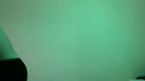 Snapshot of donker85 chatting on April 17, 9:40 pm Donker85 online show from April 17, 9:40 pm
