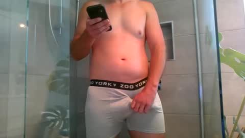 Snapshot of donkeydick6666 chatting on January 15, 2:38 am Horney Talker online show from January 15, 2:38 am