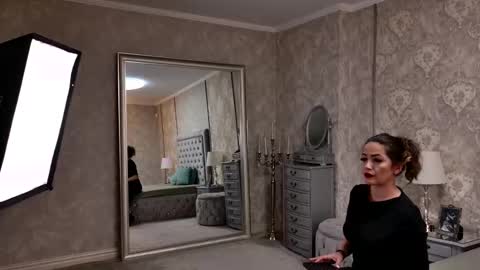 Snapshot of donna_klein chatting on February 14, 7:10 pm Donna online show from February 14, 7:10 pm