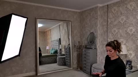 Snapshot of donna_klein chatting on February 15, 7:10 pm Donna online show from February 15, 7:10 pm