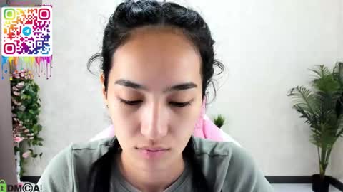 Snapshot of donnaa_drew chatting on September 27, 3:11 am Aura online show from September 27, 3:11 am