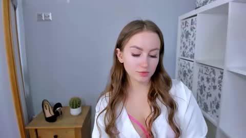 DonnaSensual online show from October 21, 4:30 pm