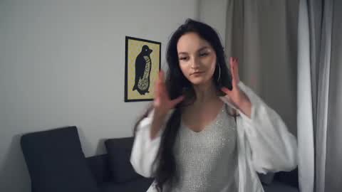 Victoria online show from March 29, 7:14 pm