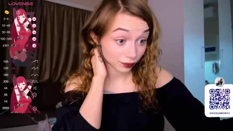 Nicole online show from November 18, 7:07 pm