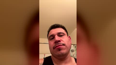 Snapshot of doodlez224472 chatting on February 3, 8:47 pm doodlez224472 online show from February 3, 8:47 pm