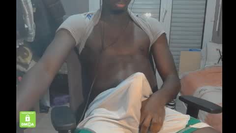 Snapshot of doomdrag3 chatting on November 22, 12:42 am doomdrag3 online show from November 22, 12:42 am