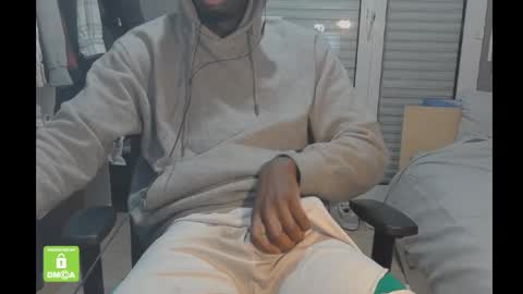 Snapshot of doomdrag3 chatting on February 2, 2:32 am doomdrag3 online show from February 2, 2:32 am