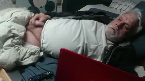 Snapshot of doouugcumming chatting on March 7, 10:01 am cummingdoouug online show from March 7, 10:01 am