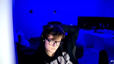 Snapshot of dopeboy277 chatting on October 24, 10:17 pm dopeboy277 online show from October 24, 10:17 pm