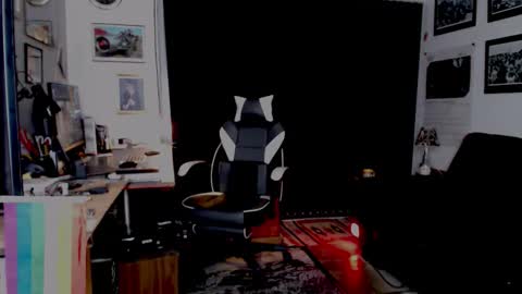 Snapshot of dopeleaf2 chatting on September 8, 10:20 pm dopeleaf2 online show from September 8, 10:20 pm