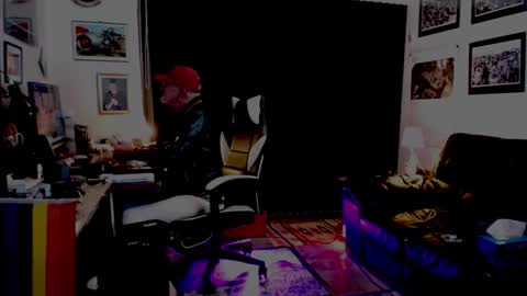 Snapshot of dopeleaf2 chatting on September 25, 10:57 pm dopeleaf2 online show from September 25, 10:57 pm