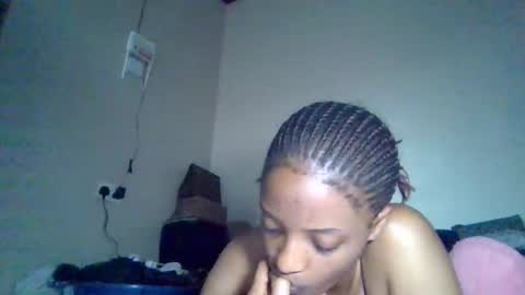 Snapshot of dora05191 chatting on September 24, 9:34 am dora05191 online show from September 24, 9:34 am