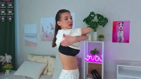 Kiki online show from April 3, 12:52 am