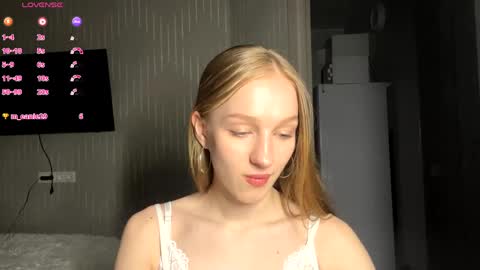 Anika online show from May 16, 10:30 pm