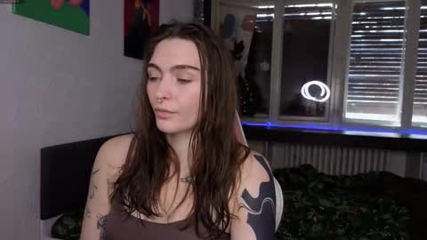 Alice online show from December 19, 9:16 am