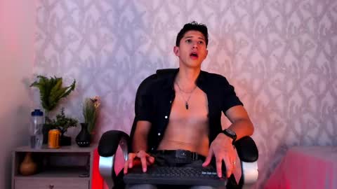 dorian_mystery online show from December 15, 7:35 am