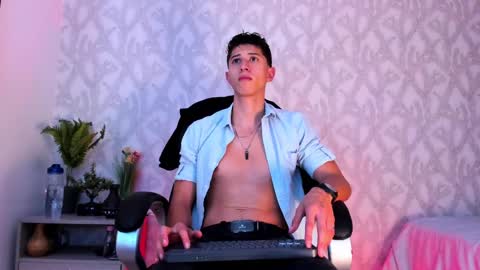 dorian_mystery online show from December 20, 7:12 am