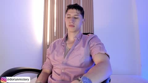 dorian_mystery online show from May 5, 11:24 pm