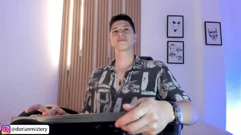 dorian_mystery online show from May 6, 11:10 pm