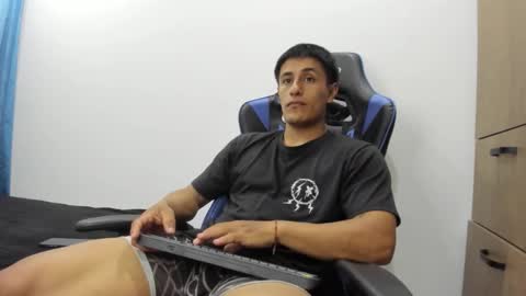 dorman_boy online show from November 3, 2:35 am