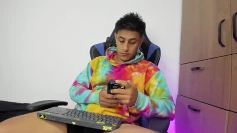 dorman_boy online show from January 15, 3:55 am