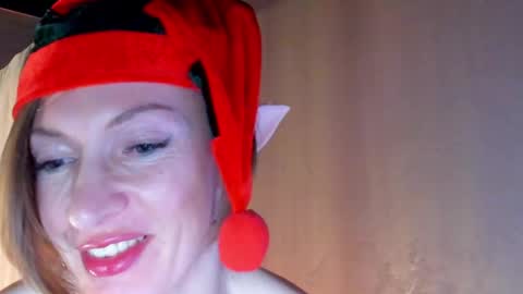 Snapshot of dorothy_meyer chatting on December 12, 10:56 am Dorothy Next stream on Monday at 3am-9am online show from December 12, 10:56 am