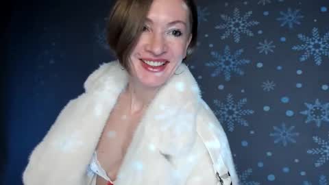 Snapshot of dorothy_meyer chatting on January 19, 7:47 pm Dorothy Next stream on Monday at 3am-9am online show from January 19, 7:47 pm
