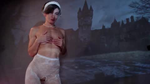 Snapshot of dorothy_meyer chatting on October 30, 2:46 am Dorothy Next stream on Monday at 3am-9am online show from October 30, 2:46 am