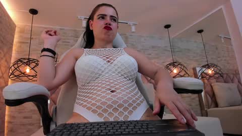  DOROTHY online show from December 16, 3:51 am