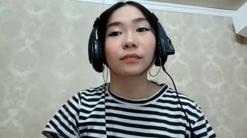 Snapshot of dorothygreene chatting on October 11, 12:04 pm YuKi online show from October 11, 12:04 pm