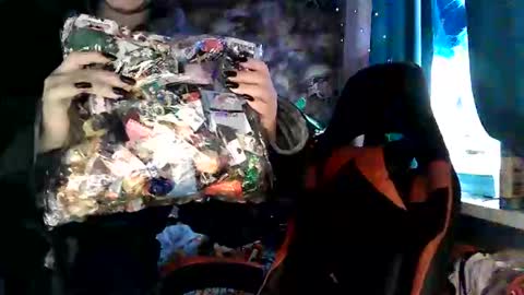 Snapshot of dorrie_ann chatting on December 22, 7:05 am Dorrie Ann online show from December 22, 7:05 am