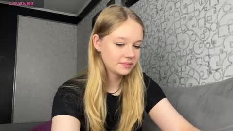 dory_liss online show from September 17, 1:51 am