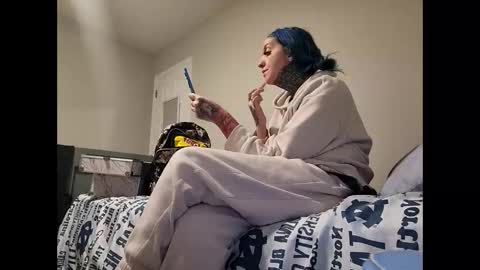 dosedgirl online show from December 22, 3:00 am