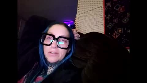 dosedgirl online show from December 26, 6:09 am