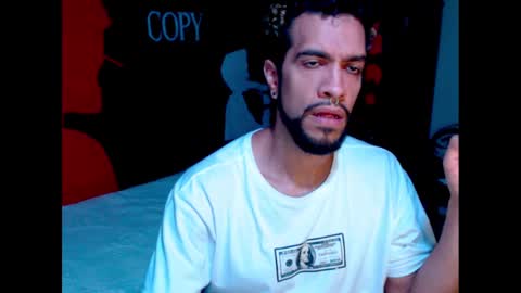 will online show from December 1, 8:42 pm