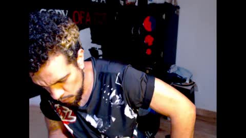 will online show from December 5, 8:55 pm