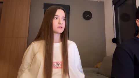 Alice and Mark online show from October 19, 10:32 pm