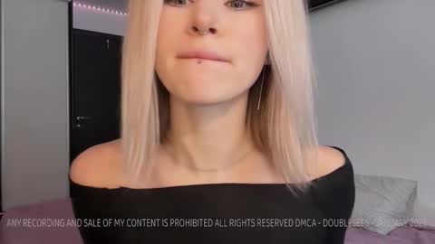 MOLLYYYY dont forget to give me a thumb up online show from January 23, 5:56 am