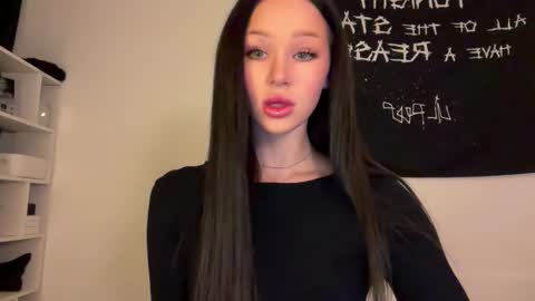 MOLLYYYY dont forget to give me a thumb up online show from October 21, 2:12 am