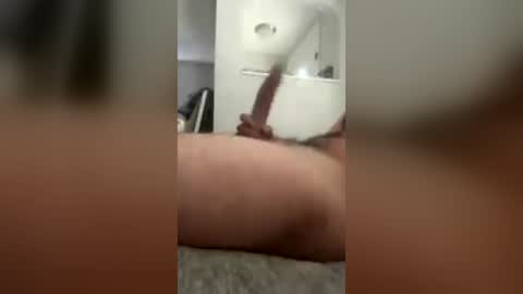 dougdoug966035 online show from June 15, 8:00 pm