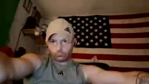 Snapshot of dougiebisme chatting on June 21, 5:54 am dougiebisme online show from June 21, 5:54 am