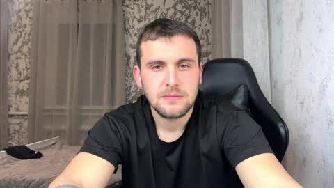 douglas_666 online show from April 4, 7:55 pm