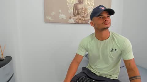 douglas_dotado online show from February 3, 5:18 pm