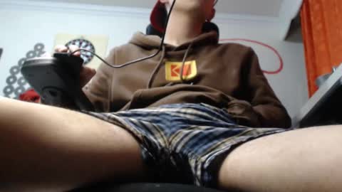 Snapshot of douglas_drake chatting on January 6, 6:36 am douglas_drake online show from January 6, 6:36 am