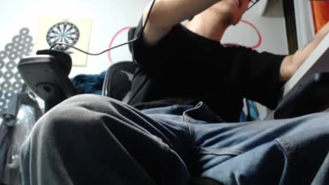 Snapshot of douglas_drake chatting on January 15, 4:57 am douglas_drake online show from January 15, 4:57 am