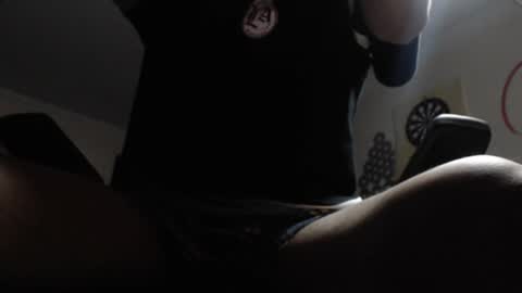 Snapshot of douglas_drake chatting on January 21, 10:08 am douglas_drake online show from January 21, 10:08 am