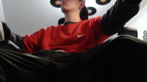 Snapshot of douglas_drake chatting on January 22, 2:48 am douglas_drake online show from January 22, 2:48 am