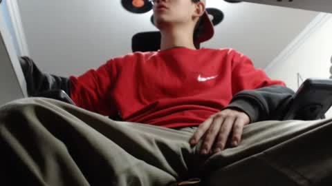 Snapshot of douglas_drake chatting on February 1, 2:47 am douglas_drake online show from February 1, 2:47 am