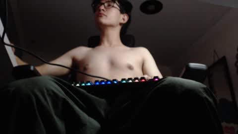 Snapshot of douglas_drake chatting on February 3, 6:02 am douglas_drake online show from February 3, 6:02 am