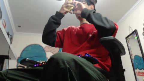 Snapshot of douglas_drake chatting on February 5, 1:58 am douglas_drake online show from February 5, 1:58 am